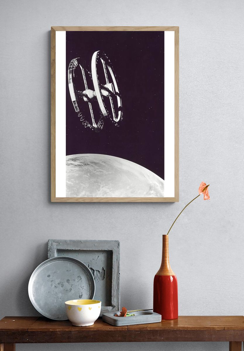 Space Station — Vintage Print. — room view 3