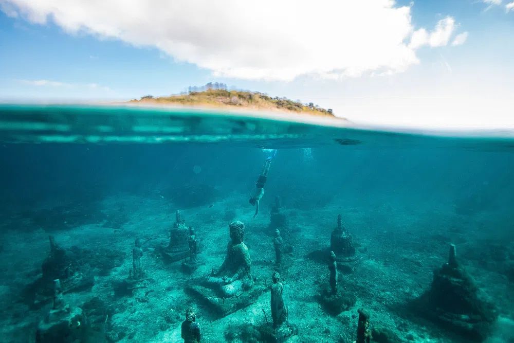 Underwater Buddha Statues — Photography Print. poster detail
