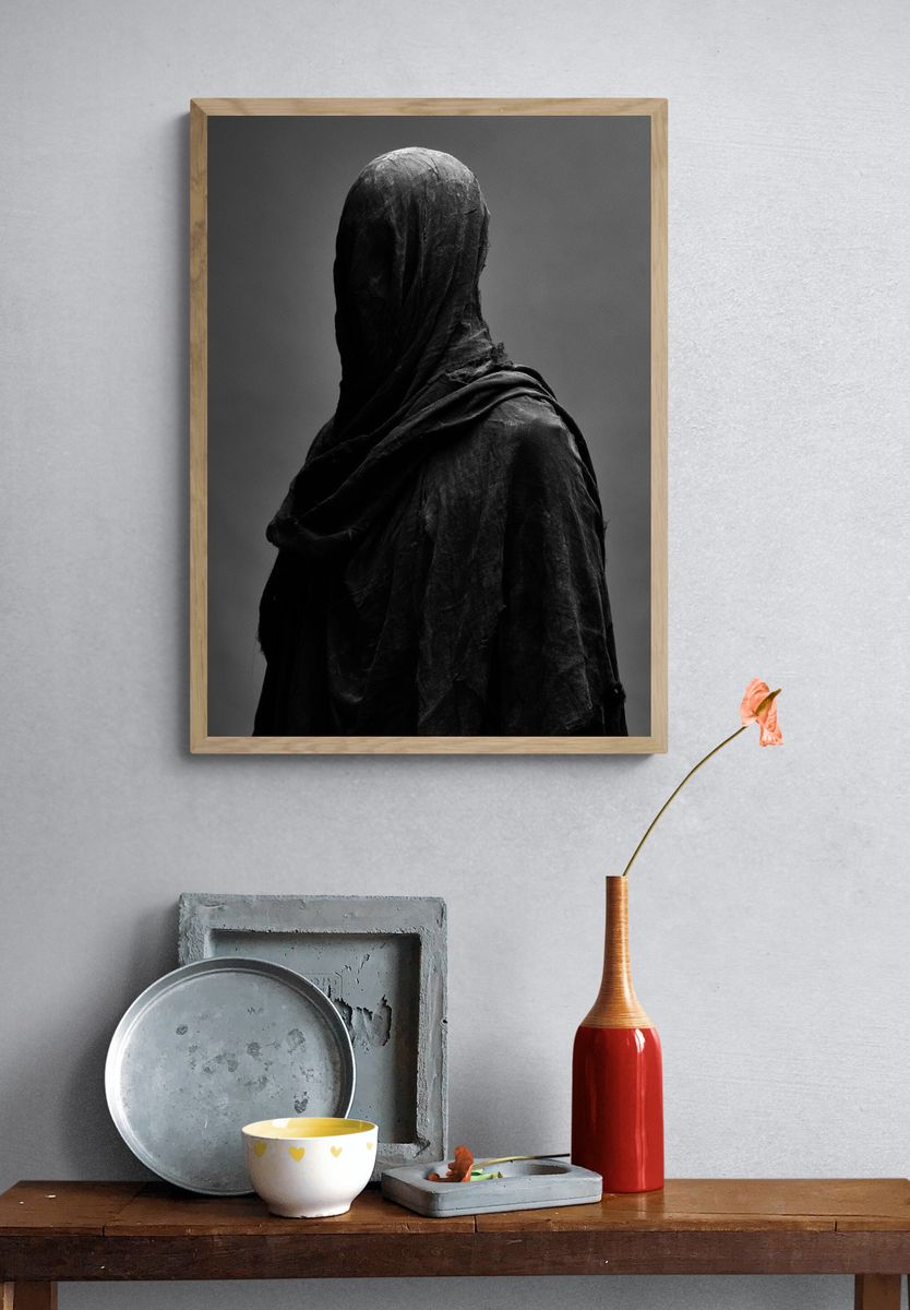 Veiled Figure Black-White Poster. — room view 3