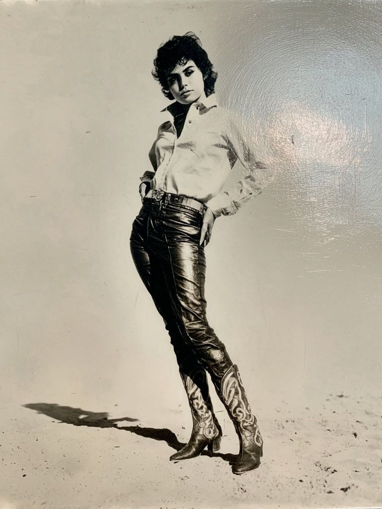 Vintage Fashion Portrait Poster. poster — vintage art