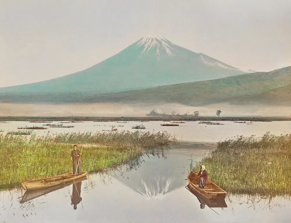 Mount Fuji as Seen Kashiwabara. poster — photography art