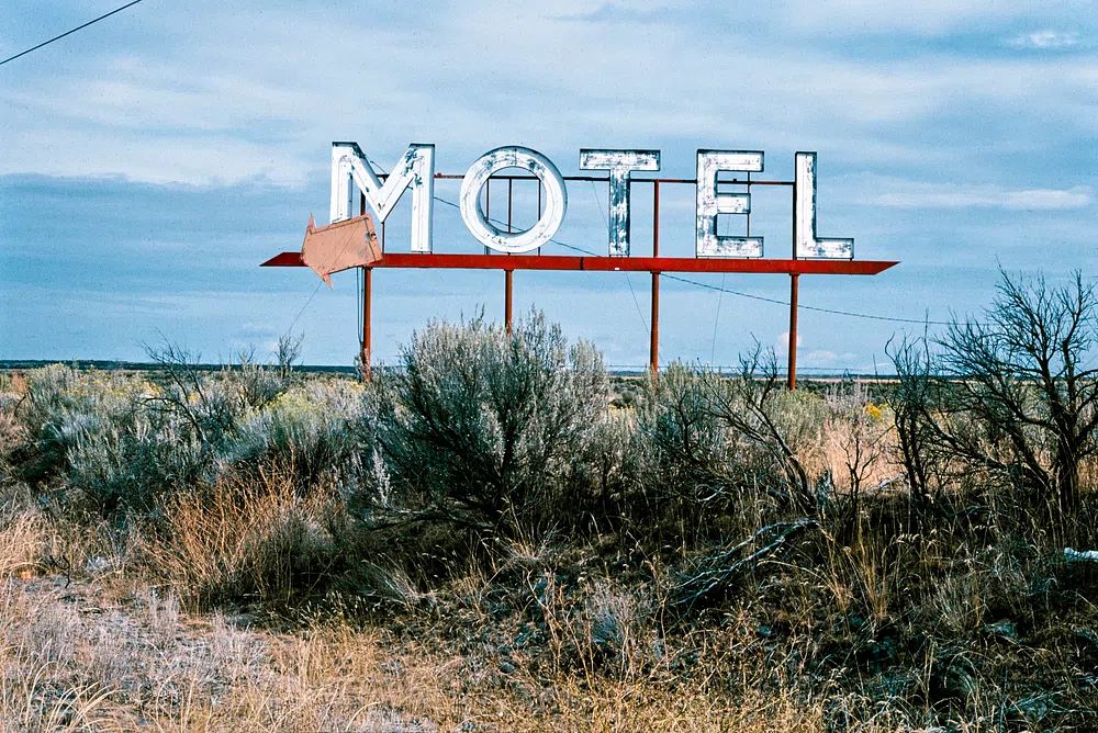 Vintage Motel Sign — Retro Print. poster — vintage art