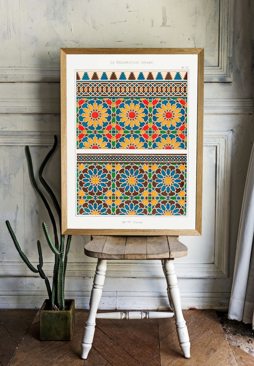 Arabesque Pattern — Vintage Print. — room view 1