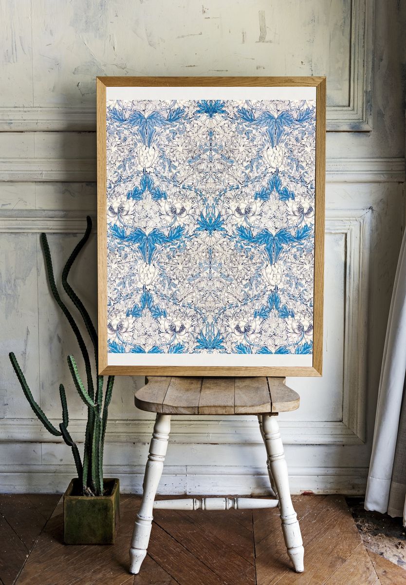 William Morris 's Honeysuckle (1876). — room view 1